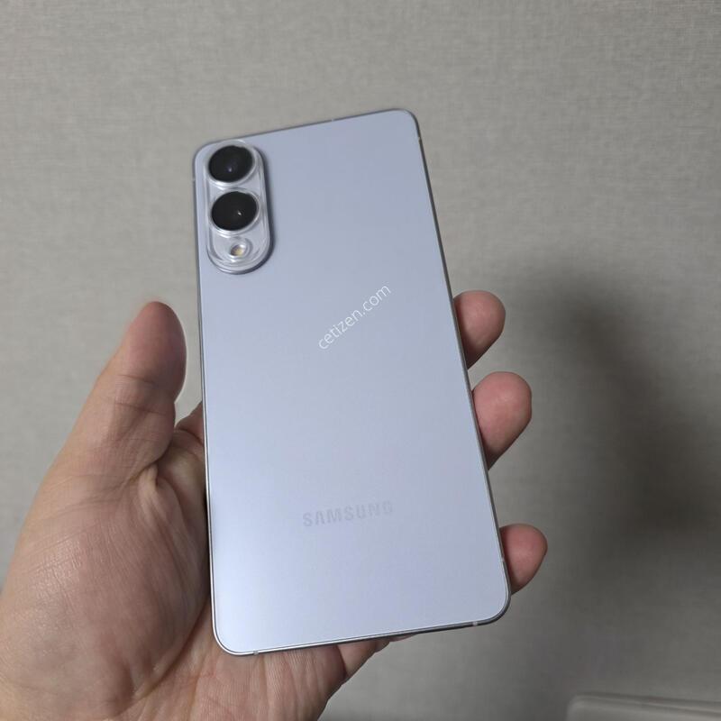 ������ S25���� ���̽�����  256�Ⱑ SS�� �Ⱦƿ�~