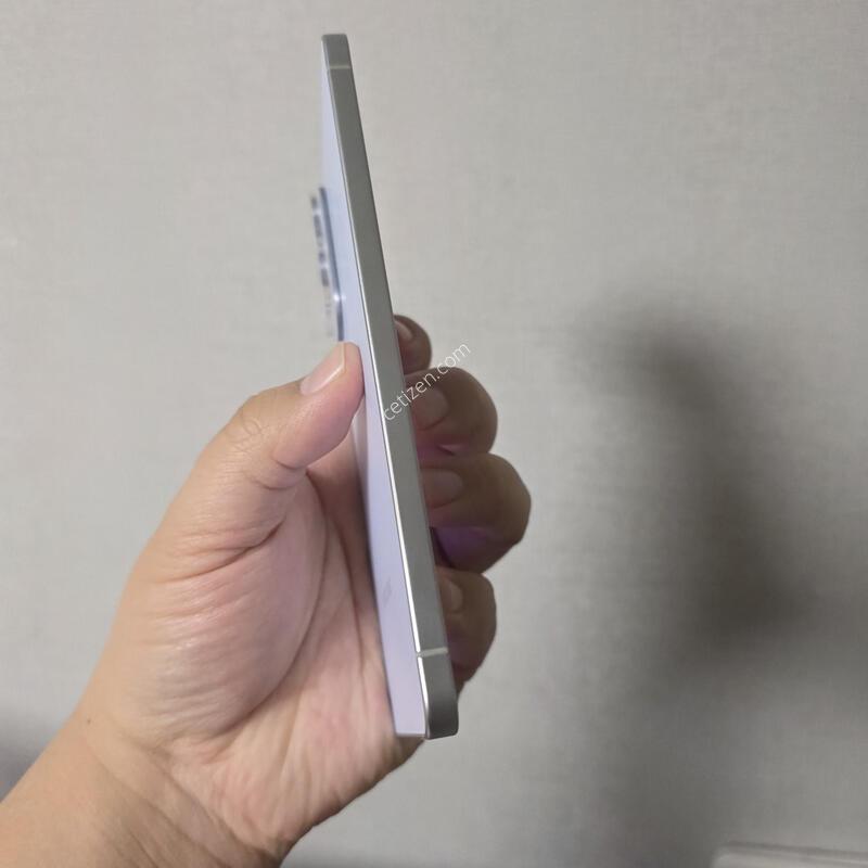 ������ S25���� ���̽�����  256�Ⱑ SS�� �Ⱦƿ�~