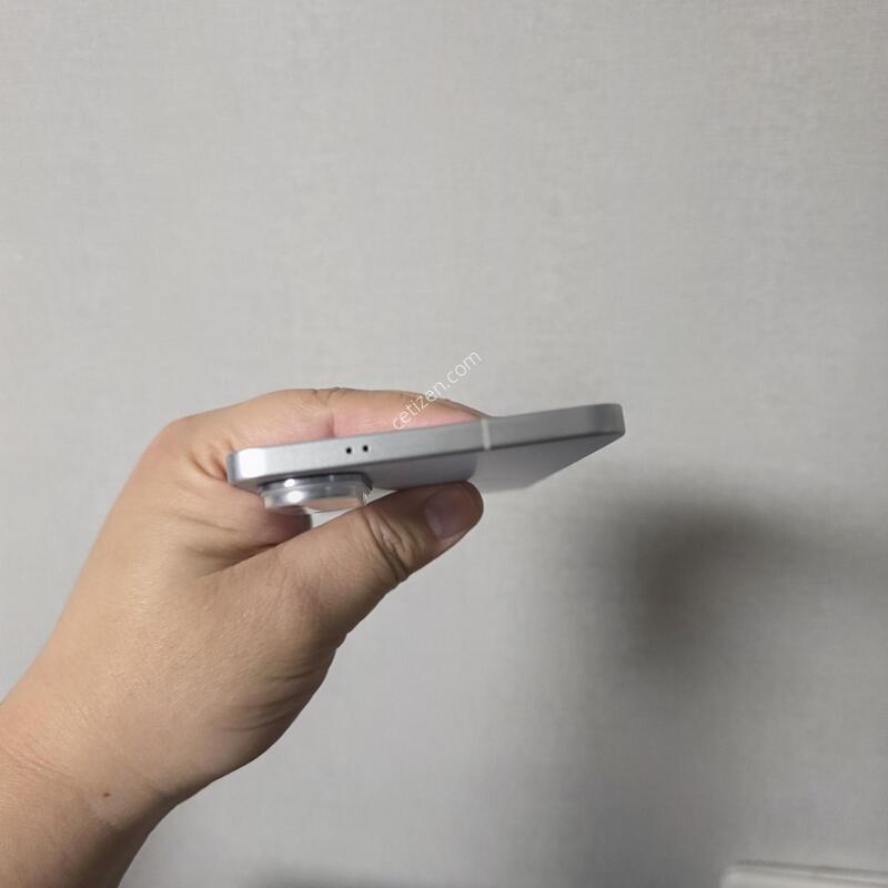 ������ S25���� ���̽�����  256�Ⱑ SS�� �Ⱦƿ�~