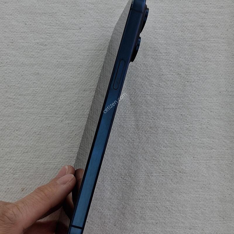 ������15���θƽ� 256GB ����