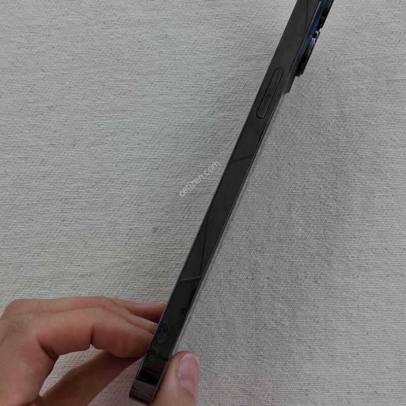 ������13���θƽ� 256GB �׷�����Ʈ