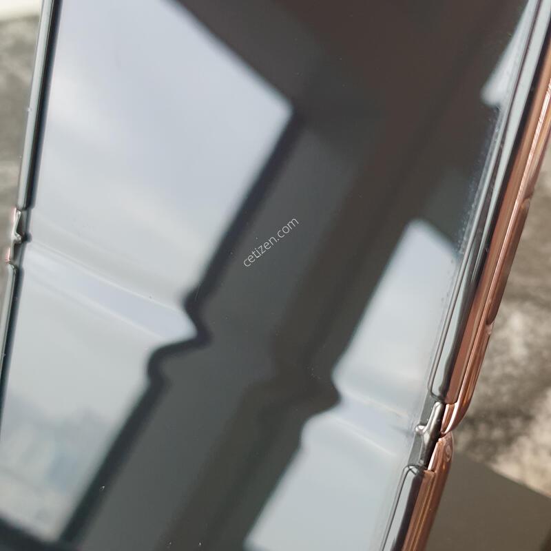 SK ������Z�ø� (F707N) ��ũ��� 256�Ⱑ (0147786)