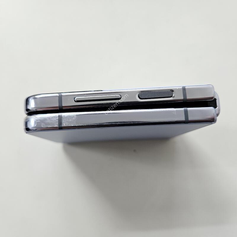 Z�ø�4 ����  256G   ���ξ���//���͸���ü  �����Ⱓ  ����