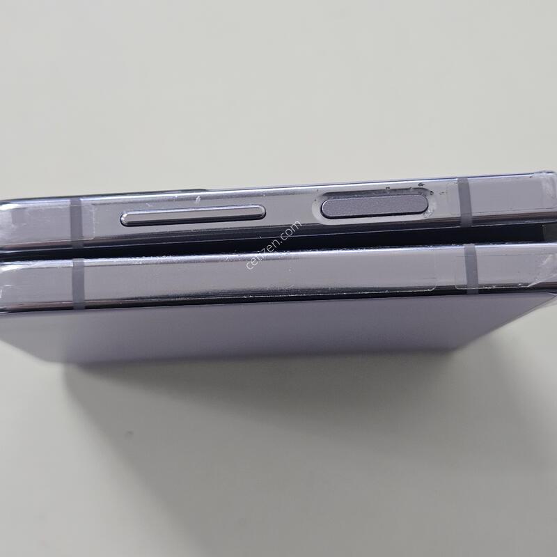 Z�ø�4 ����  256G    ���ξ��� ���͸� �׵θ� ��ü   SKT