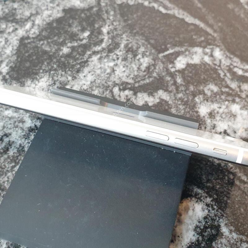 ������SE2 (A2296) ȭ��Ʈ 64�Ⱑ