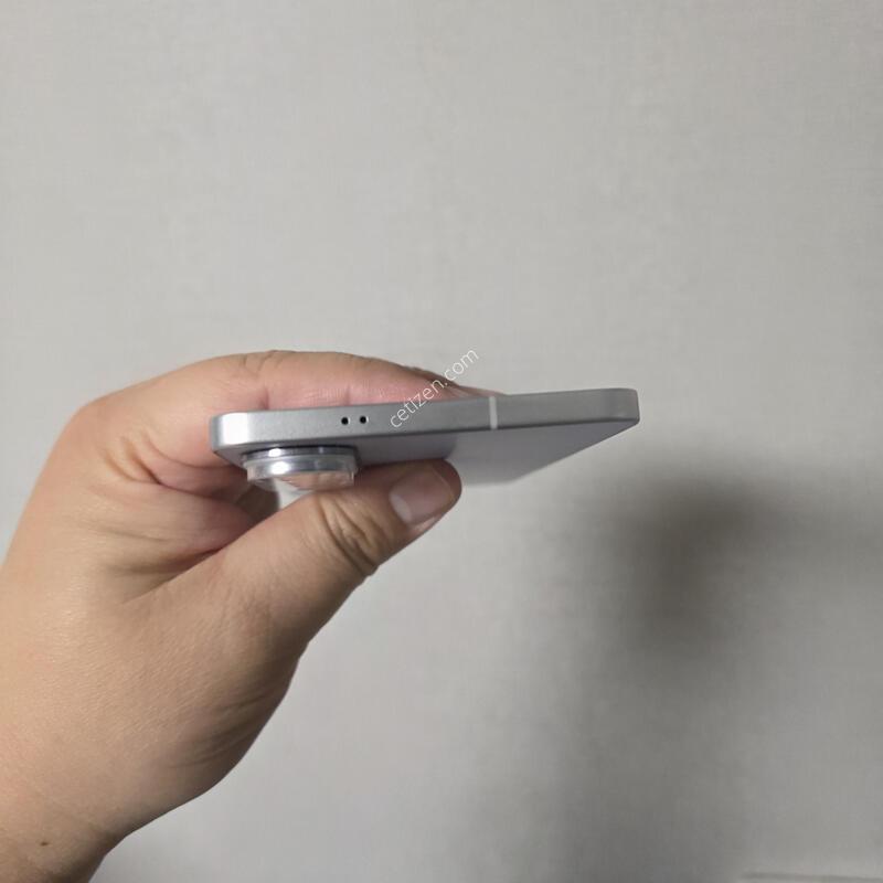 ������ S25���� ���̽�����  256�Ⱑ SS�� �Ⱦƿ�~