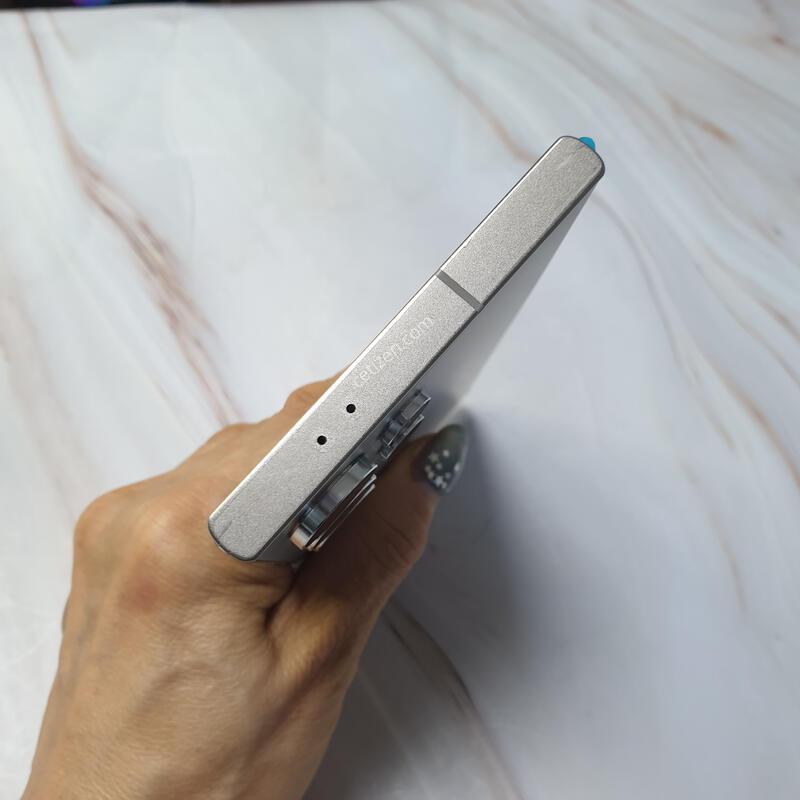 SK ������ S24��Ʈ�� ƼŸ���׷��� 512G S�� �Ǹ��մϴ�