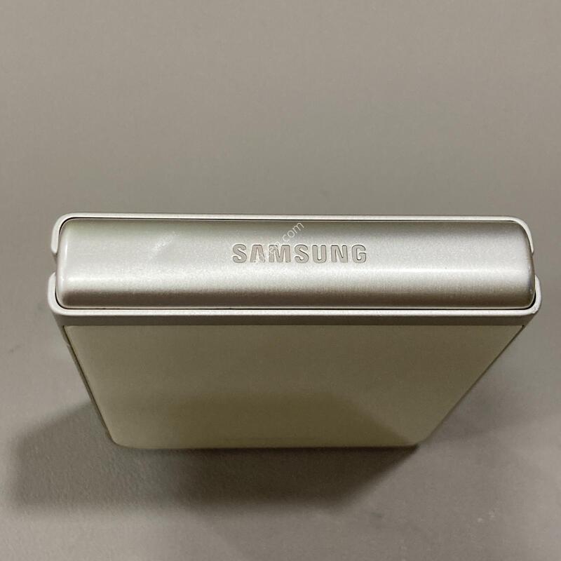 ���ܻ�, �����ϰ� �Ǹ��մϴ� / ��Ʈ�ø�3 ũ��