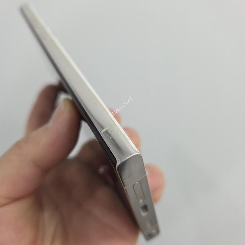 ������ S23 ��Ʈ�� 256GB ȭ��Ʈ