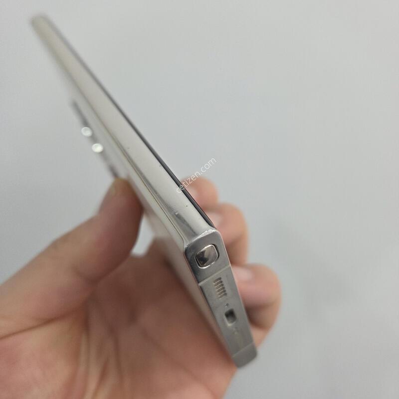 ������ S23 ��Ʈ�� 256GB ȭ��Ʈ