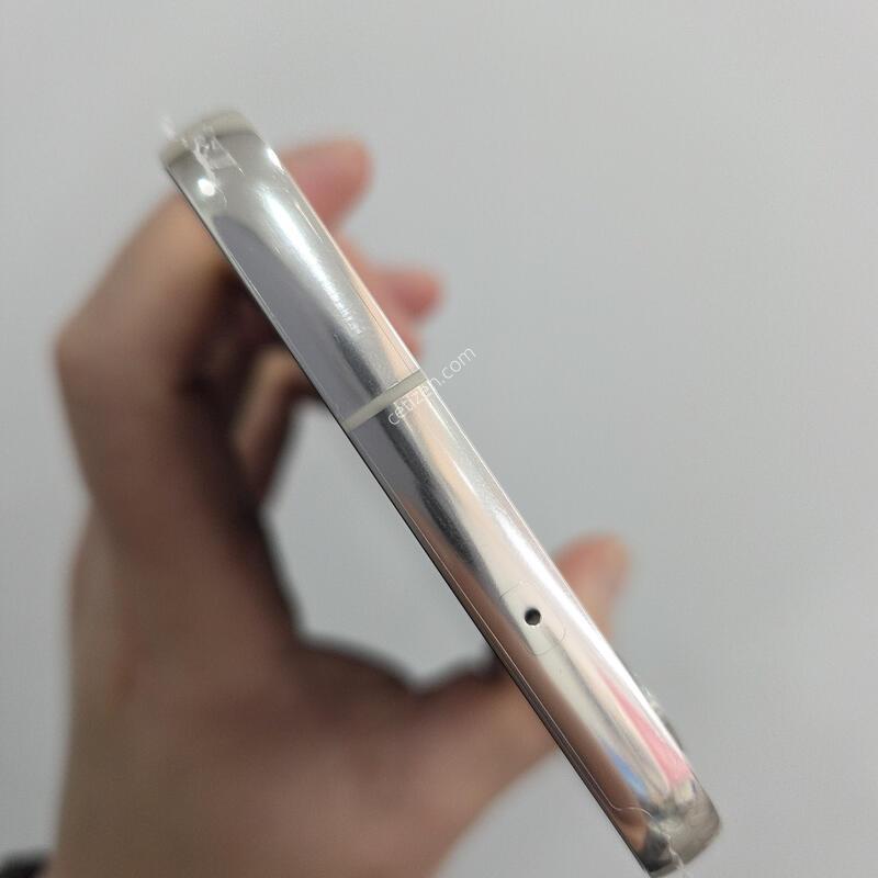 ������ S23 �÷��� 256GB ȭ��Ʈ