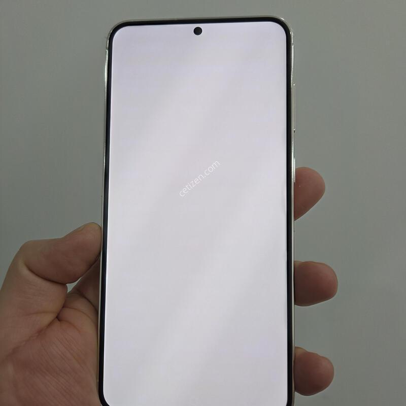 ������ S23 �÷��� 256GB ȭ��Ʈ