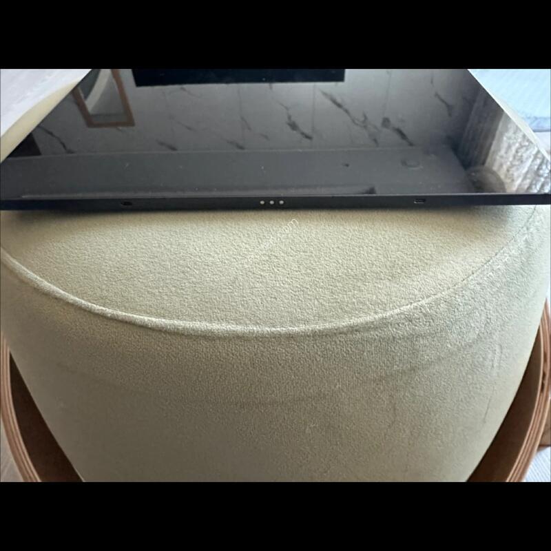 �Ｚ sm-x700 ������ �� S8 ���� �����Ǹ��մϴ�