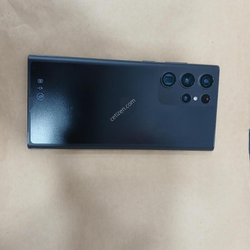 SM-S908N   ��Ȱ�ܻ�����  �׵θ�����밨�⽺�־��  �𼭸��� �����־��(��������)  �ʸ�,���̽������ �޸��� �� �ʸ������Ǿ��־��