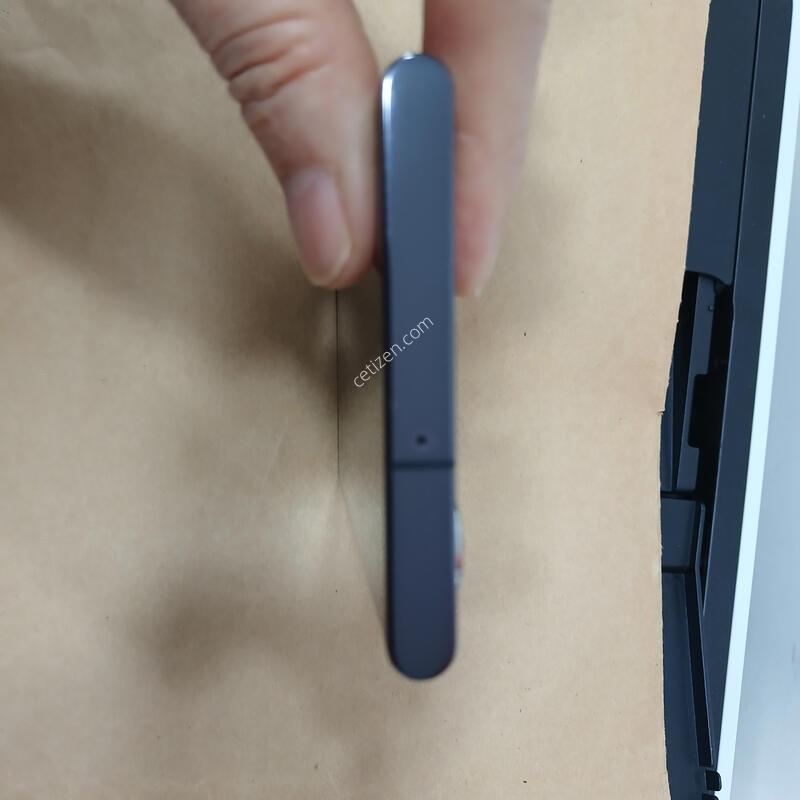 SM-S908N   ��Ȱ�ܻ�����  �׵θ�����밨�⽺�־��  �𼭸��� �����־��(��������)  �ʸ�,���̽������ �޸��� �� �ʸ������Ǿ��־��