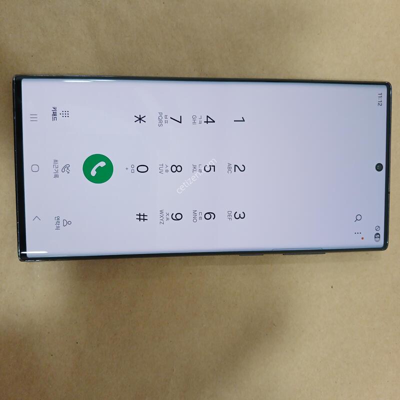 SM-S908N   ��Ȱ�ܻ�����  �׵θ�����밨�⽺�־��  �𼭸��� �����־��(��������)  �ʸ�,���̽������ �޸��� �� �ʸ������Ǿ��־��