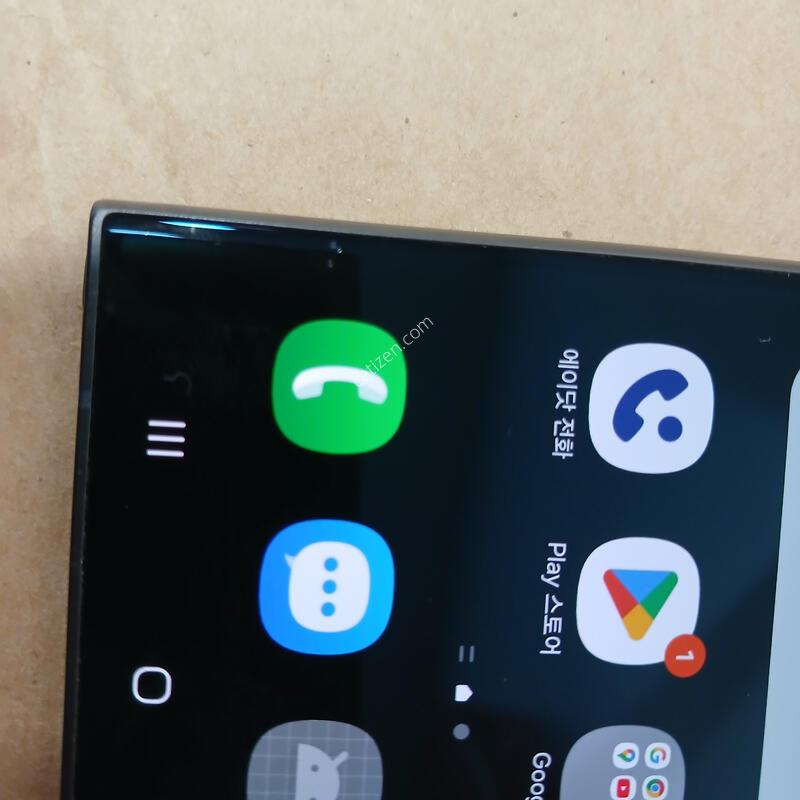 SM-S928N  ��Ȱ�ܻ�����  ������ �׷��� �޸��� ��밨���� �������־��   �վ���ȭ�� �ؿ� ���ϰ� ��ũ��ġ�־��(��������)  �ʸ�,���̽������