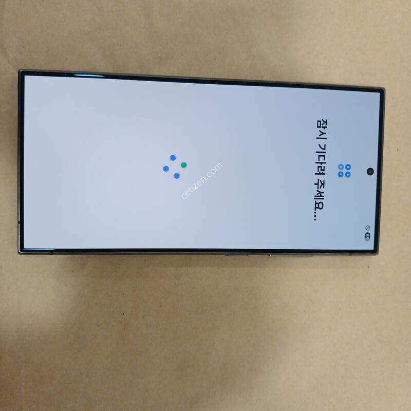 SM-S928N  ��Ȱ�ܻ�����  ������ �׷��� �޸��� ��밨���� �������־��   �վ���ȭ�� �ؿ� ���ϰ� ��ũ��ġ�־��(��������)  �ʸ�,���̽������