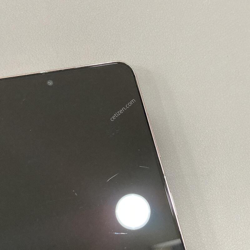 �����ϰ� �Ǹ��մϴ�! / S21 ���̿÷�