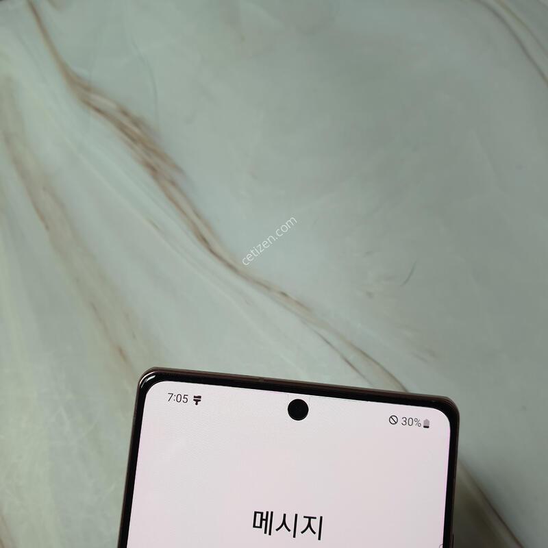 SK ������ ��Ʈ20 ����� 256G ������ �Ǹ��մϴ�