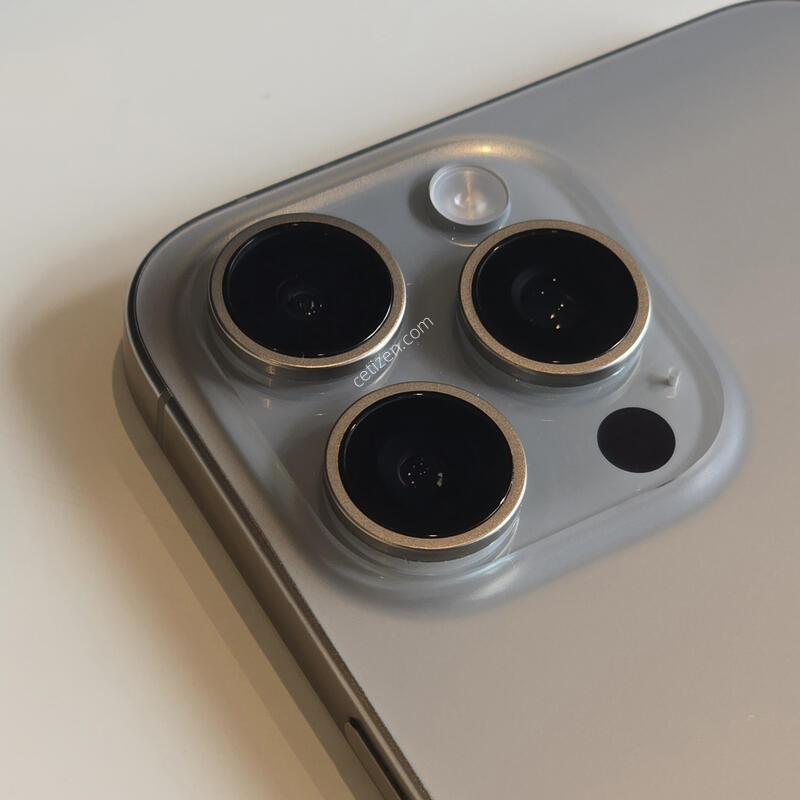 ������15���θƽ� 256gb ���߷� 90%