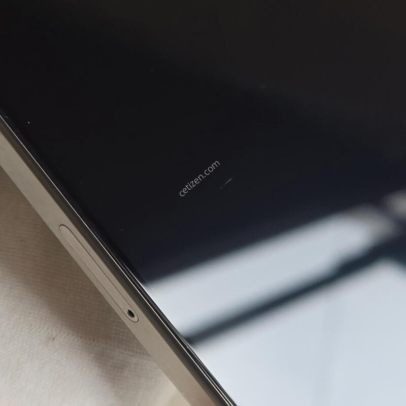 ������15���θƽ� 256gb ���߷� 90%