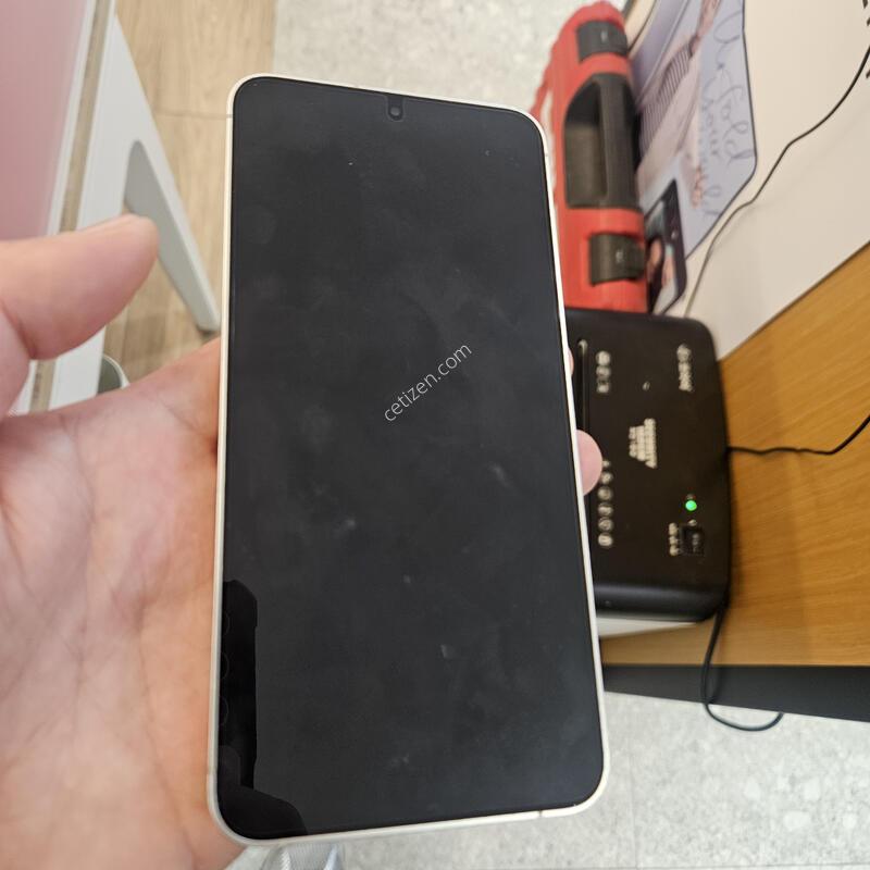 ������ S24 �÷��� /512GB / ���ο�