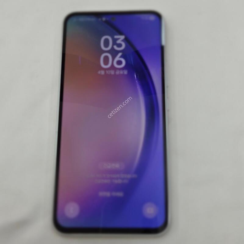 Samsung Galaxy Quantum 4 ȭ��Ʈ(��ǰ���̺�,�������������,�������̽�,�ʸ� �����Դϴ�.)