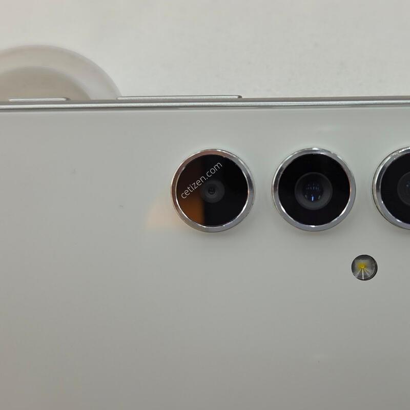 Samsung Galaxy Quantum 4 ȭ��Ʈ(��ǰ���̺�,�������������,�������̽�,�ʸ� �����Դϴ�.)