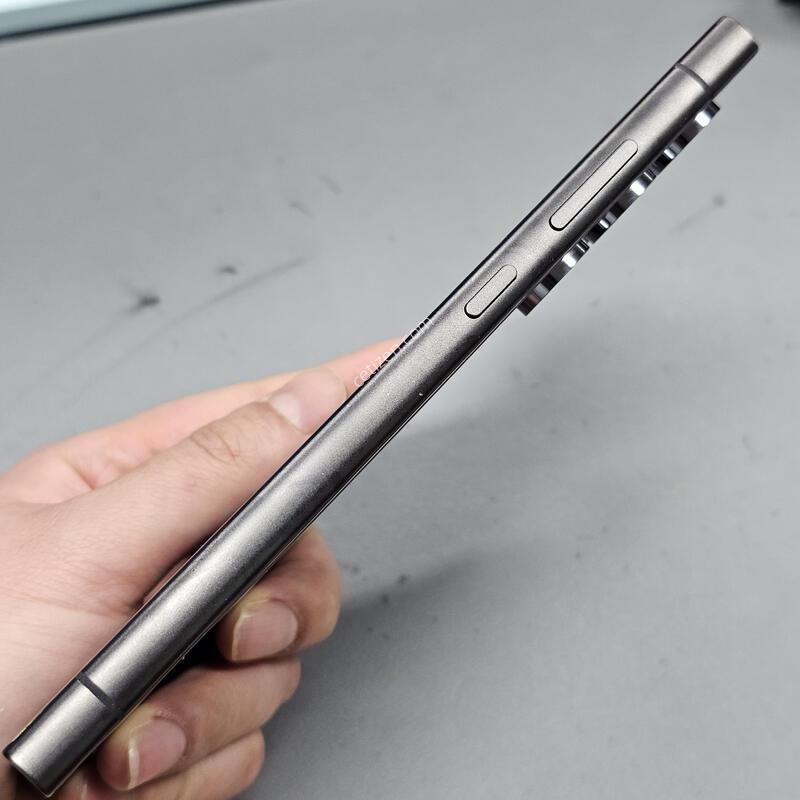 �Ｚ ������ S24��Ʈ�� 512GB ƼŸ������ �������� �߰��� ~