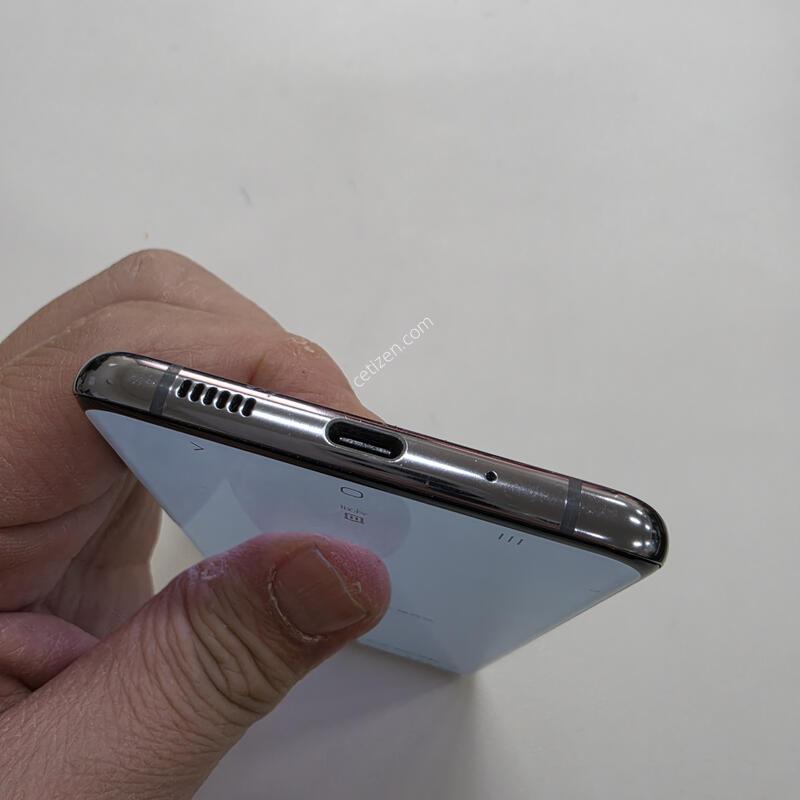 ������ S20�÷��� �׷��� �����������Դϴ�