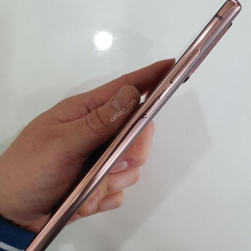 �����ó�Ʈ20 256G ���ܻ� �������⽺ ������ �߰��� �����