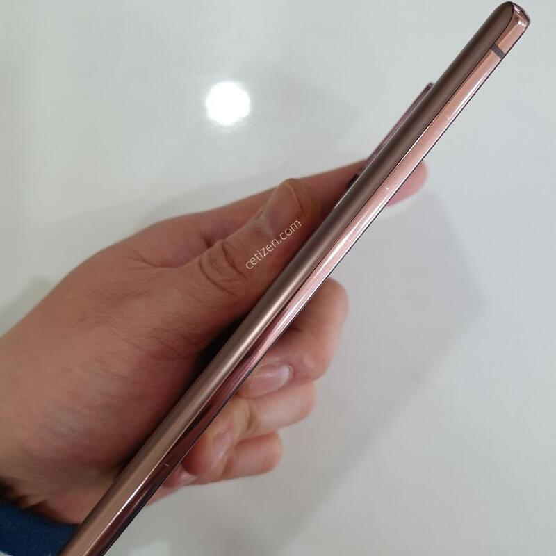 �����ó�Ʈ20 256G ���ܻ� �������⽺ ������ �߰��� �����