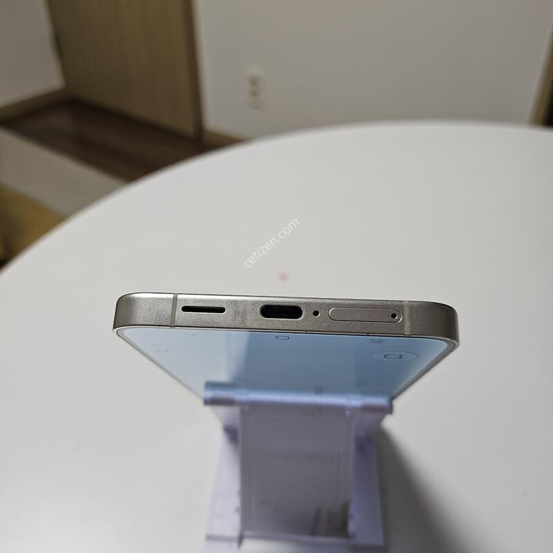 �ַ��� S24+ S-926N A�� ���������� �˴ϴ�, ������