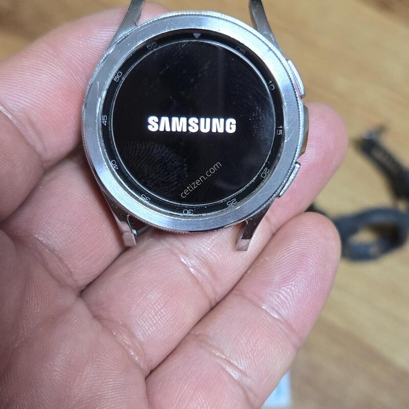 ������ ��ġ4 Ŭ���� 42mm �Ⱦƿ�~