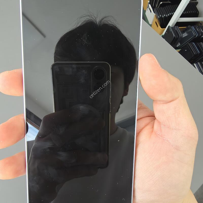 (6624)������s25�÷��� 256 s�� �Ǹ��մϴ�