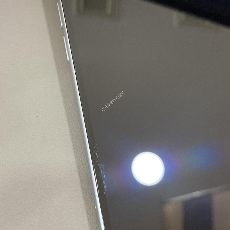 �����ϰ� �Ǹ��մϴ�! ������ 15 ���� 128G ���͸�����85%