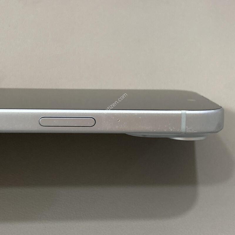 �����ϰ� �Ǹ��մϴ�! ������ 15 ���� 128G ���͸�����85%