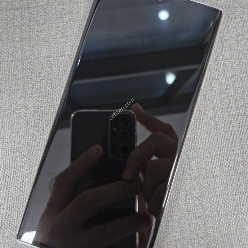 S22 ��Ʈ�� 256G �Ǹ��մϴ�