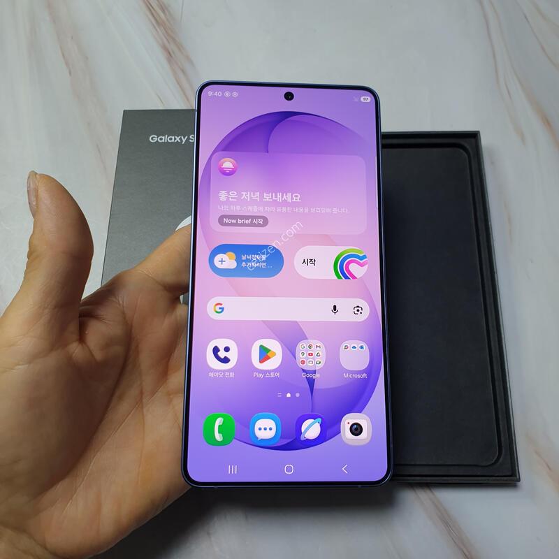 SK ������ S26��Ʈ�� 512G ���̿÷� �̻�� Ǯ�ڽ� �Ǹ�