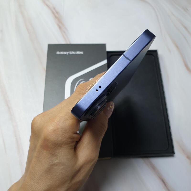 SK ������ S26��Ʈ�� 512G ���̿÷� �̻�� Ǯ�ڽ� �Ǹ�