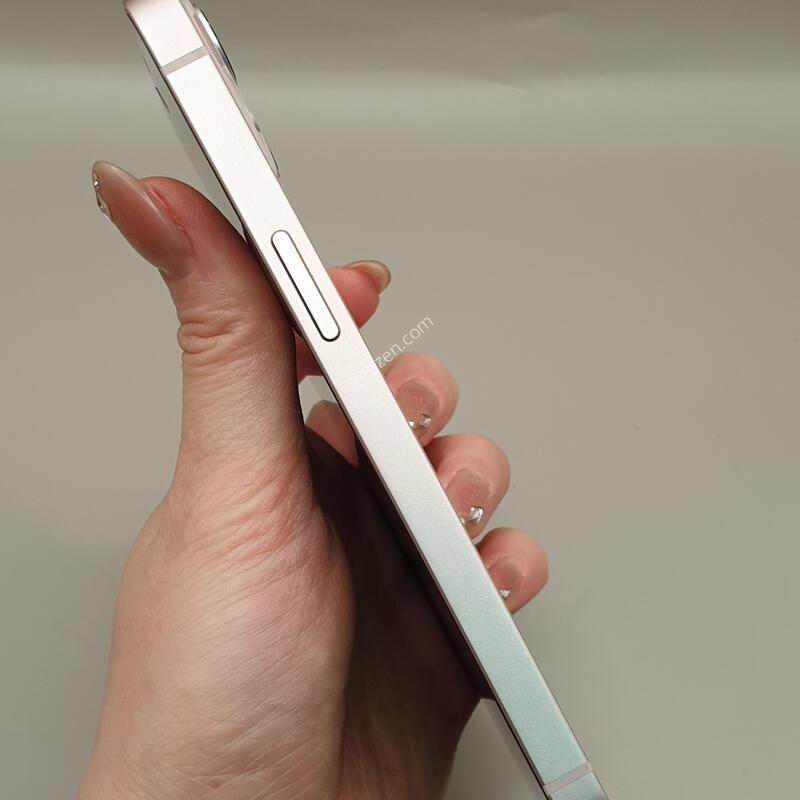 ������13 ��ũ 128G �Ǹ��մϴ�-A2633