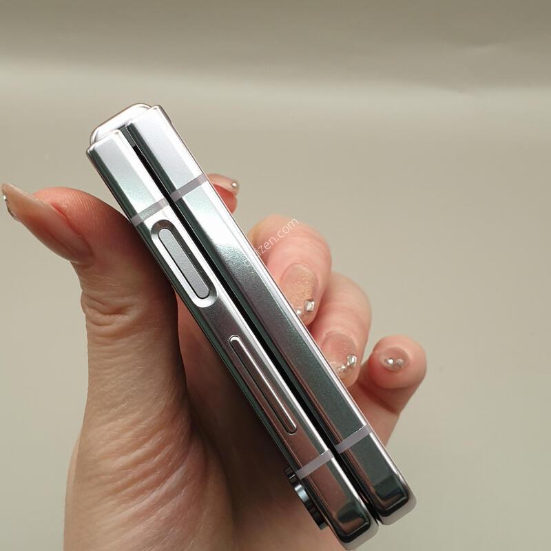 ������ Z�ø�5 5G �󺥴� 256�Ⱑ S�� �Ǹ��մϴ�-F731N