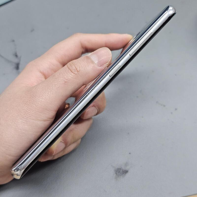 �Ｚ ������ S8 64GB �ǹ� �ܻ��� ������ ������ �߰��� ~