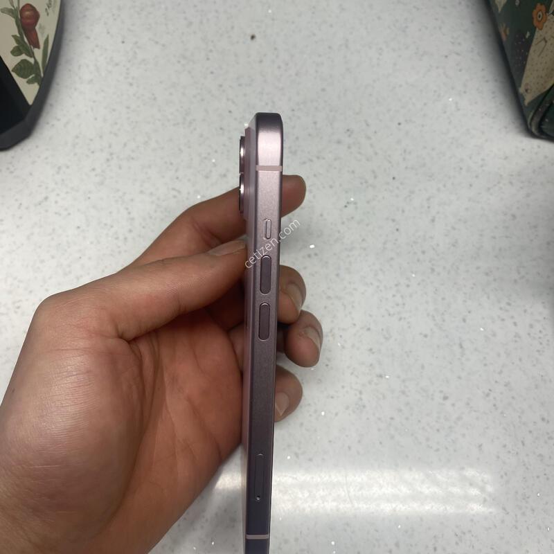 ������ 15 ��ũ 128G ���۱� �Ǹ� �մϴ�.