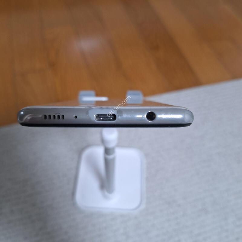 ������ A42 5G ����