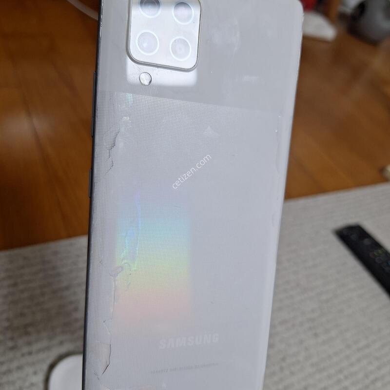 ������ A42 5G ����