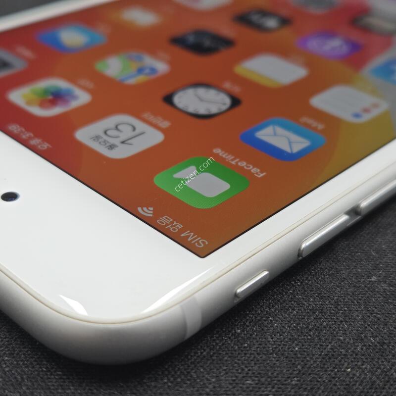 ������6s�÷��� 64g �ǹ� �˴ϴ�.