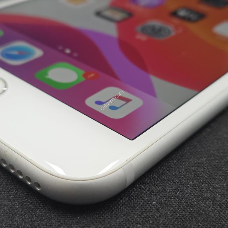 ������6s�÷��� 64g �ǹ� �˴ϴ�.