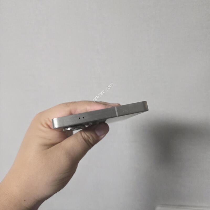 ������ S25��Ʈ�� ƼŸ�� ���� 256�Ⱑ A�� �Ⱦƿ�~